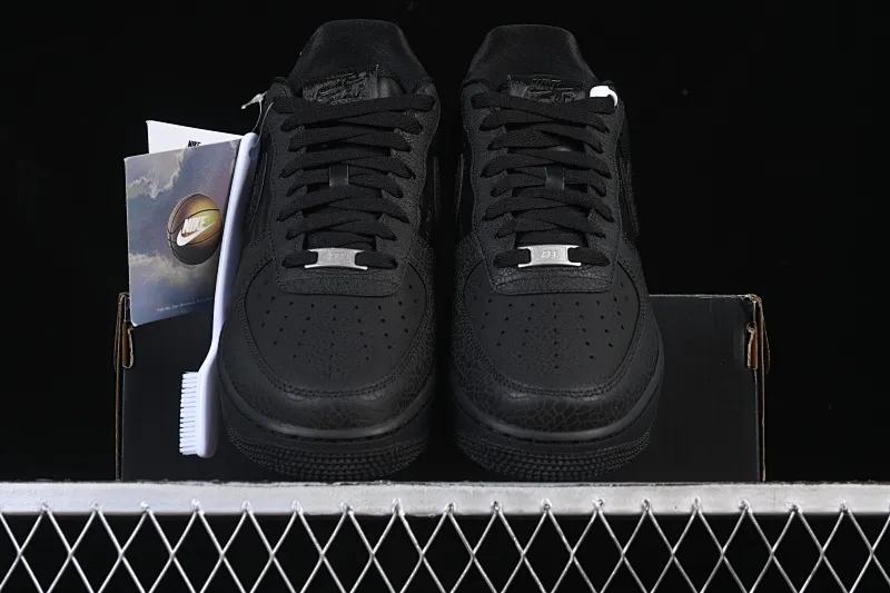 All categories Nk Air Force 1 Air Force series Nk Air Force 1 Low Air Force low-top Nike Air Force 1'07 Low Air Force 1 low-top casual sneakers HQ1977-001